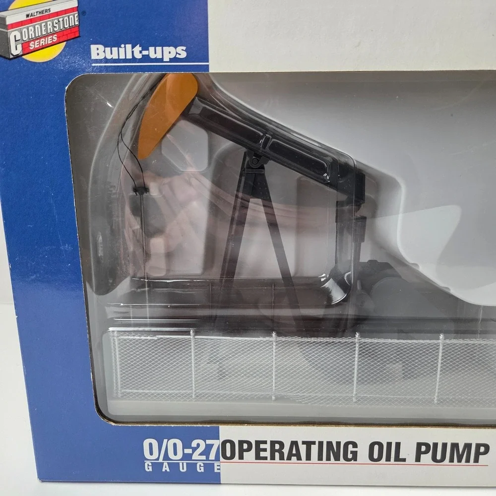 O/O-27 OPERATING OIL PUMP, Walthers Cornerstone Series Built-ups New In Box